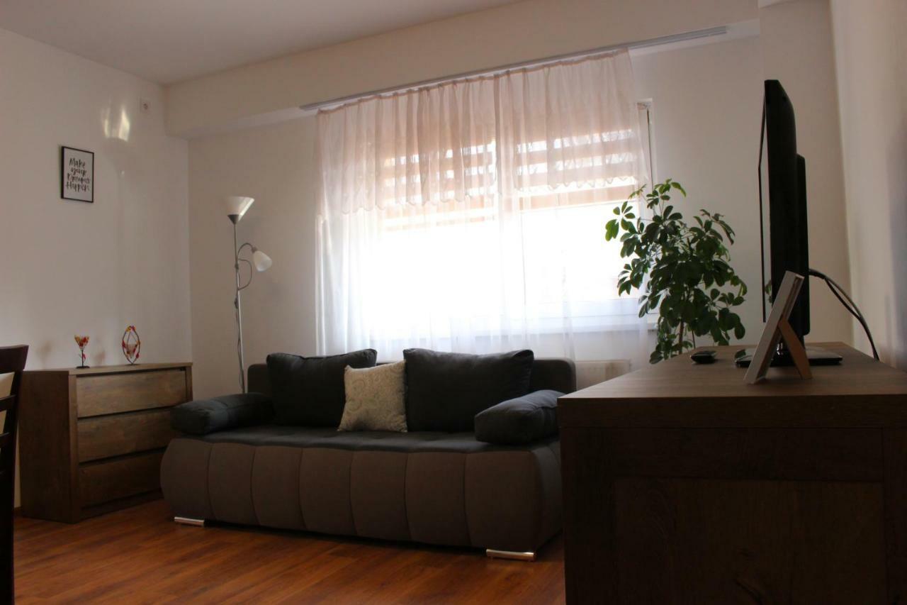 Still Apartament Craiova Exteriér fotografie