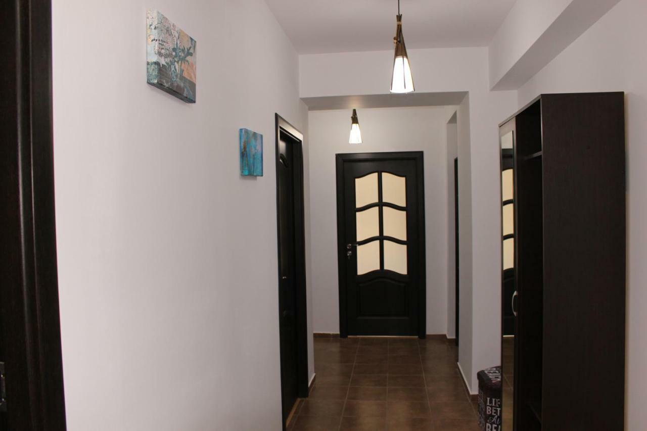 Still Apartament Craiova Exteriér fotografie